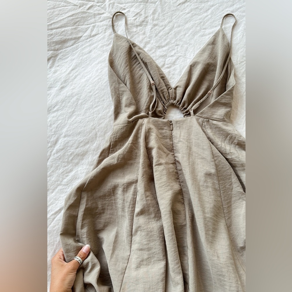 ASOS EDITION Full Cami Dress with Tiered Hem and Cut-out Detail in Sand US 2 - Picture 5 of 6